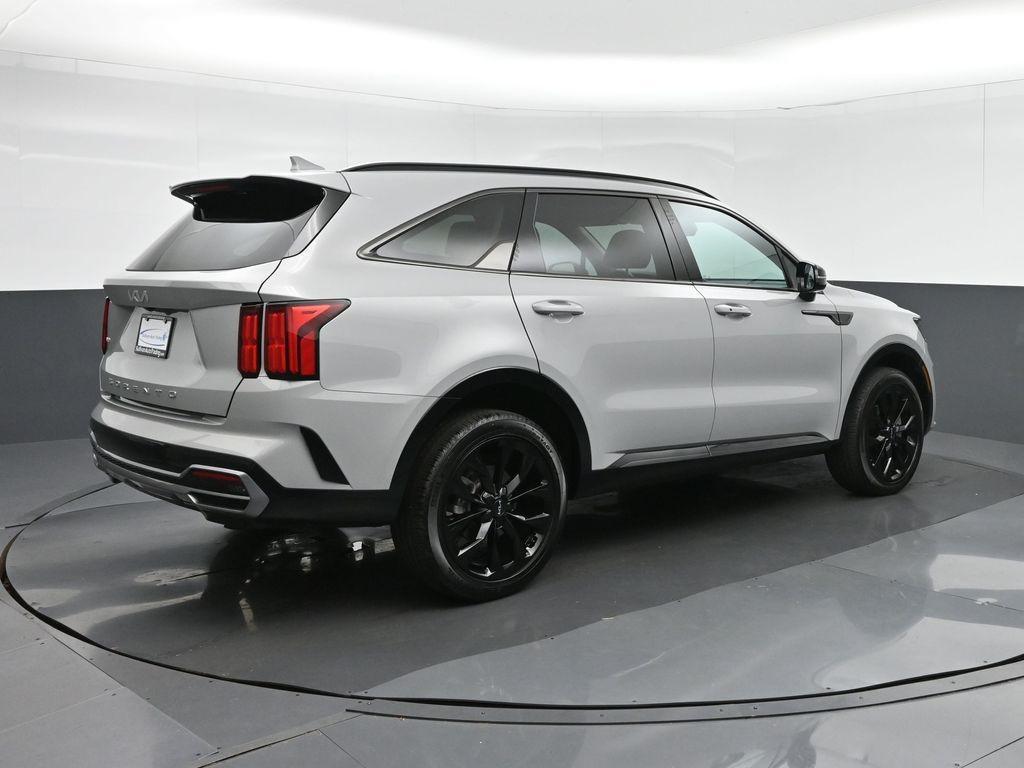 used 2022 Kia Sorento car, priced at $33,499