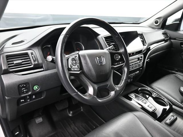 used 2022 Honda Pilot car, priced at $34,499