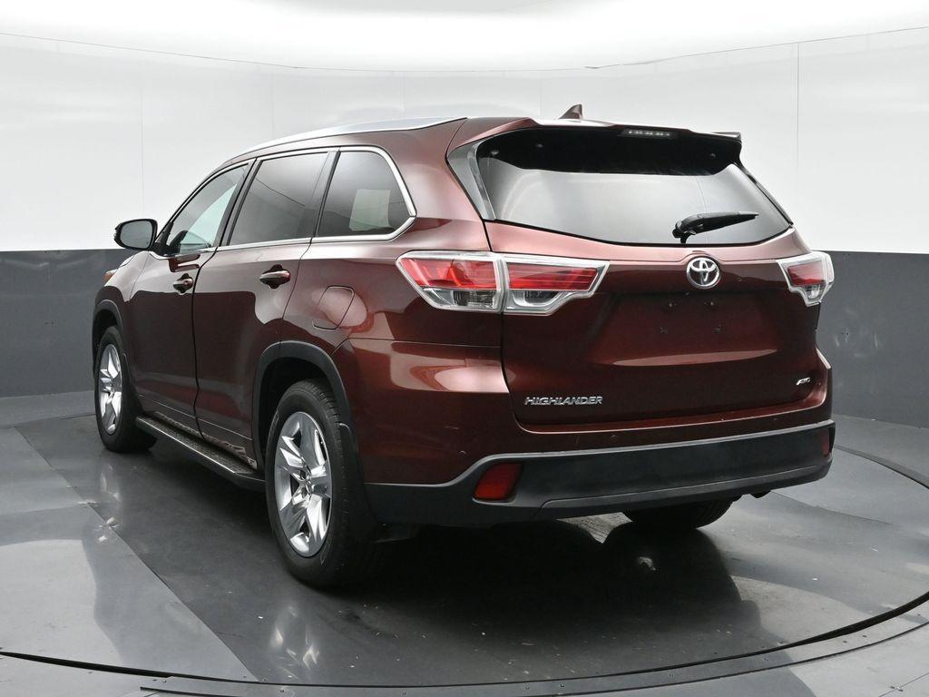 used 2014 Toyota Highlander car, priced at $16,899