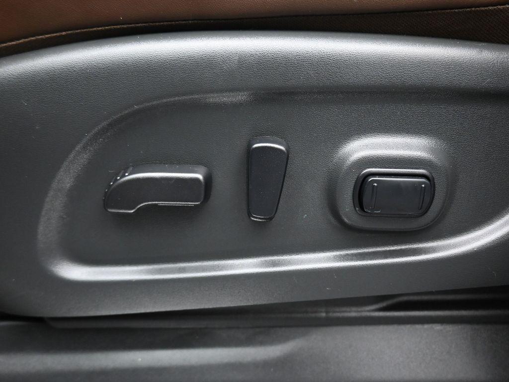 used 2023 Nissan Titan car, priced at $45,198