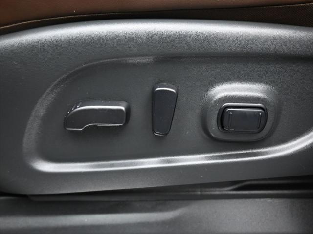 used 2023 Nissan Titan car, priced at $45,599
