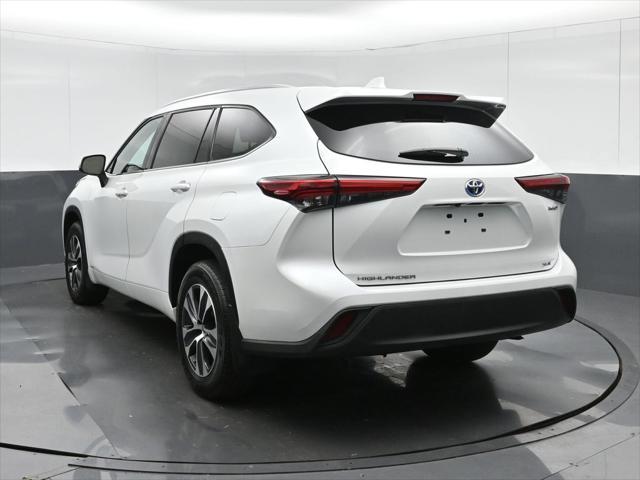 used 2022 Toyota Highlander Hybrid car, priced at $44,999
