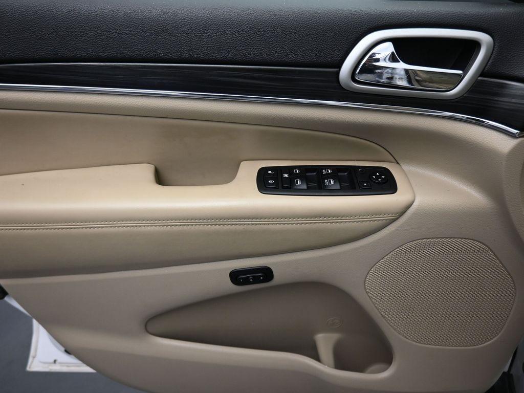 used 2019 Jeep Grand Cherokee car, priced at $25,599