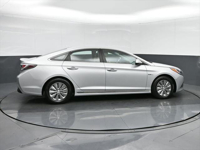 used 2016 Hyundai Sonata Hybrid car, priced at $14,899