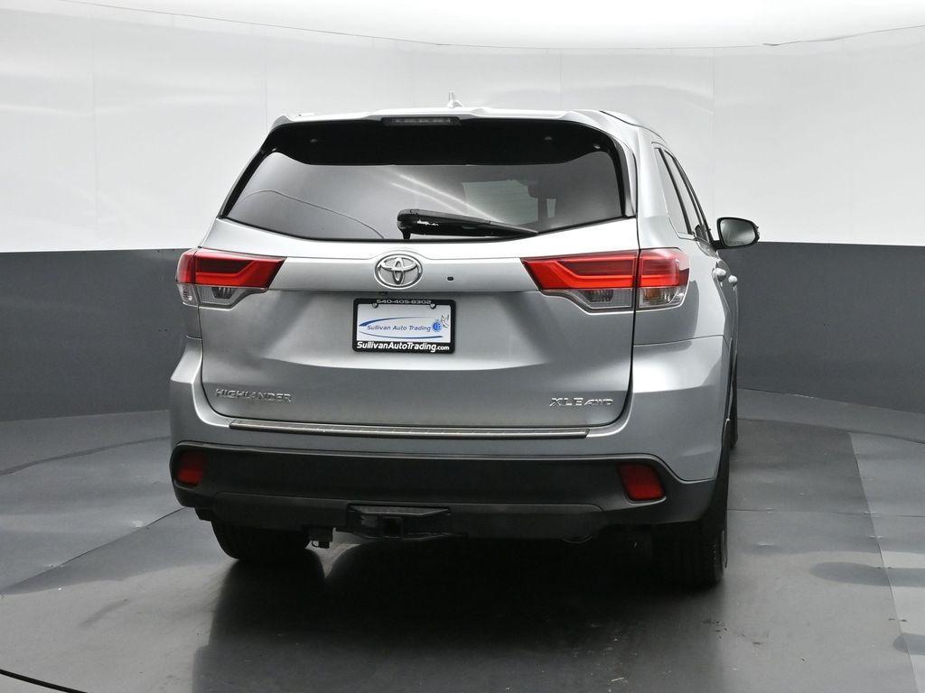 used 2018 Toyota Highlander car, priced at $26,998