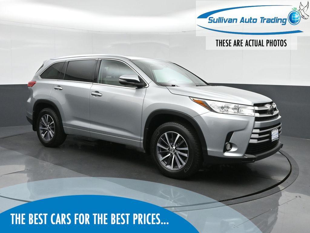 used 2018 Toyota Highlander car, priced at $26,998