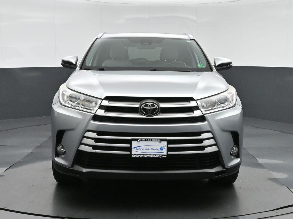 used 2018 Toyota Highlander car, priced at $26,998