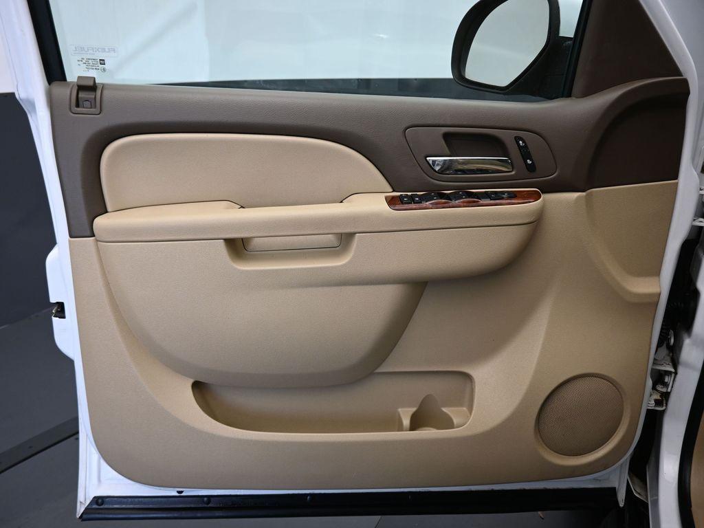 used 2014 Chevrolet Tahoe car, priced at $11,998