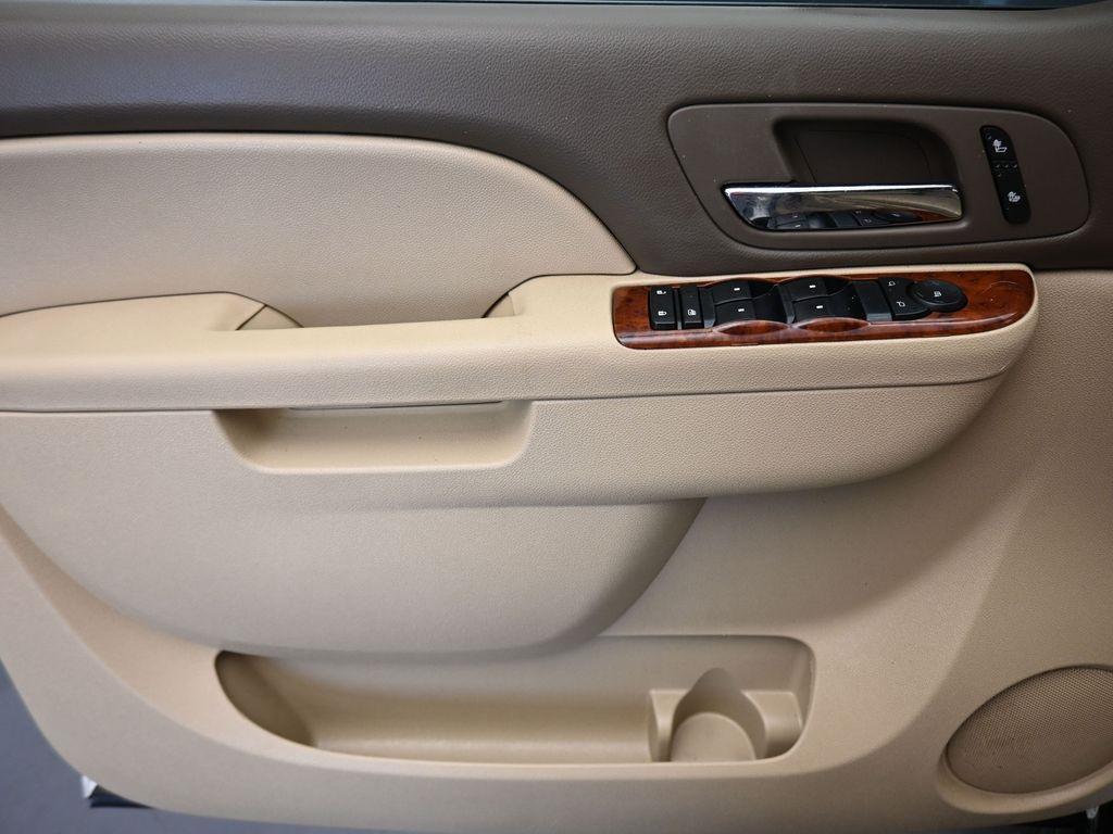 used 2014 Chevrolet Tahoe car, priced at $11,998