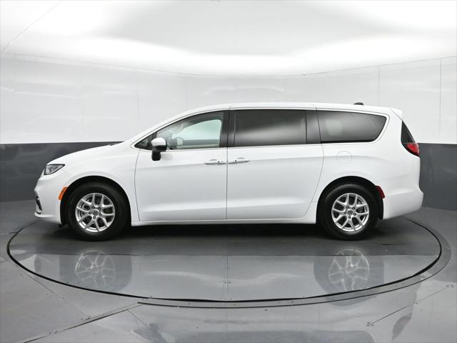 used 2023 Chrysler Pacifica car, priced at $21,998