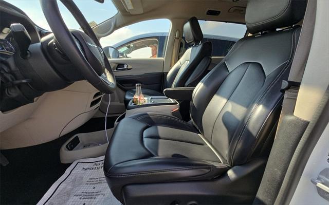 used 2023 Chrysler Pacifica car, priced at $21,998