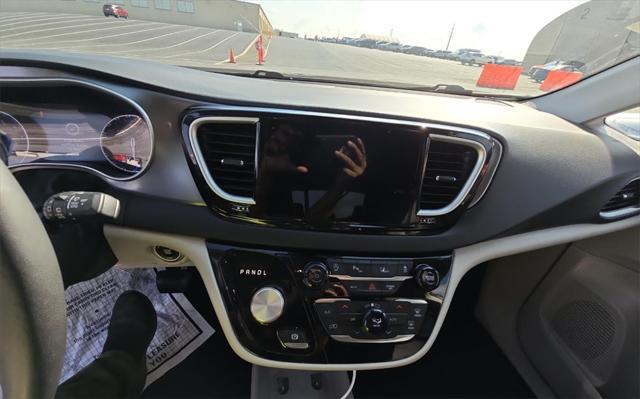 used 2023 Chrysler Pacifica car, priced at $21,998