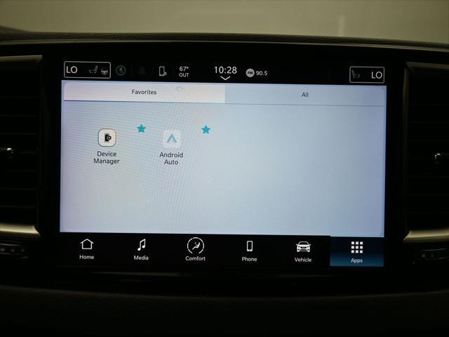 used 2023 Chrysler Pacifica car, priced at $21,998