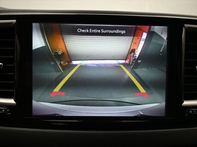 used 2023 Chrysler Pacifica car, priced at $21,998