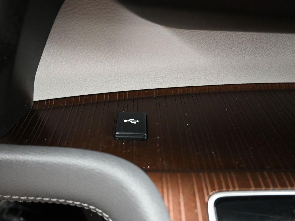 used 2022 Toyota Sienna car, priced at $35,699