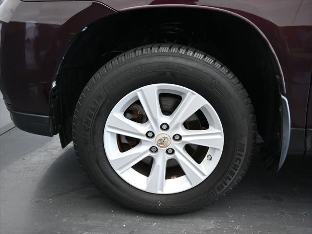 used 2012 Toyota Highlander car, priced at $9,641