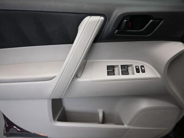 used 2012 Toyota Highlander car, priced at $9,641
