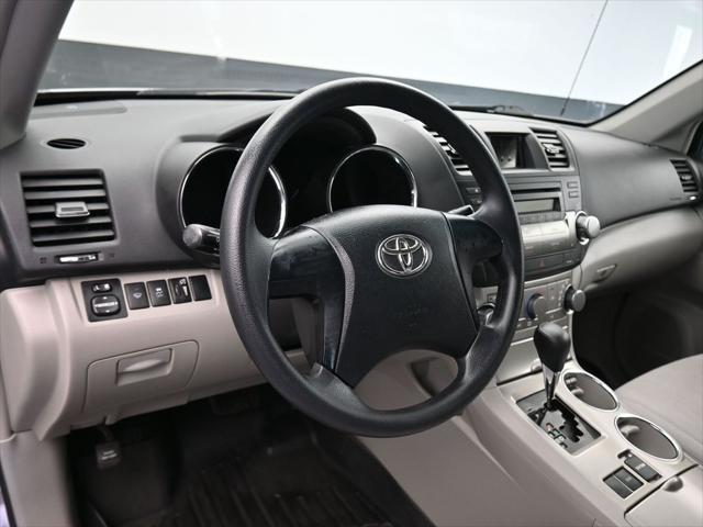 used 2012 Toyota Highlander car, priced at $9,641