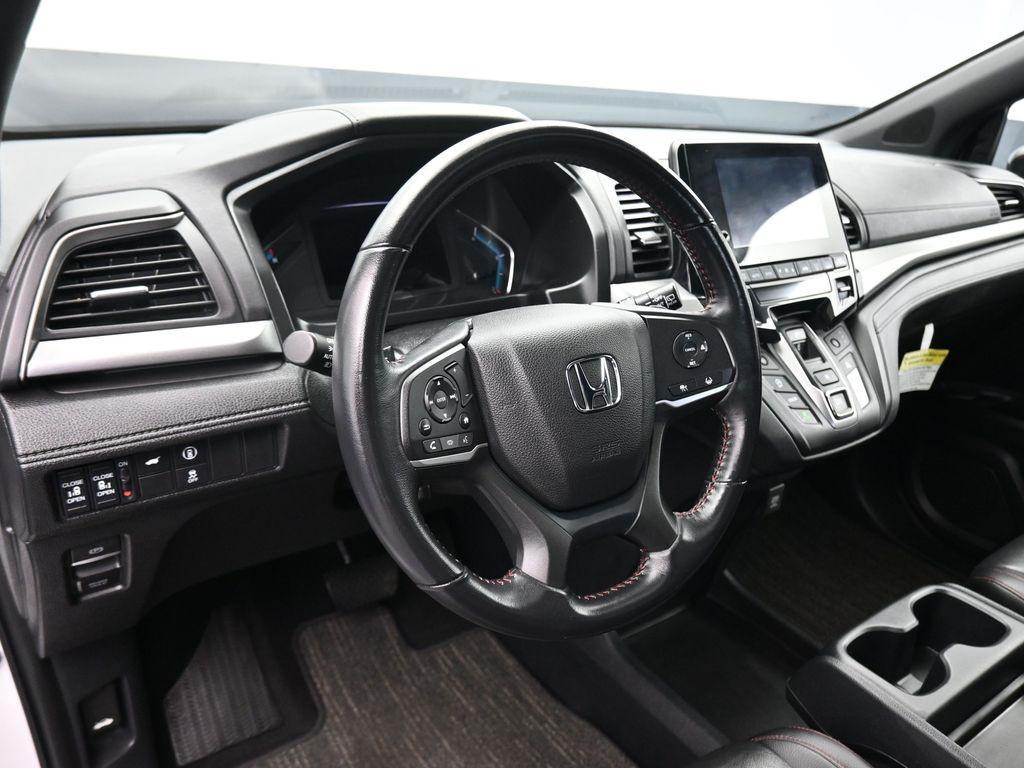used 2023 Honda Odyssey car, priced at $39,499