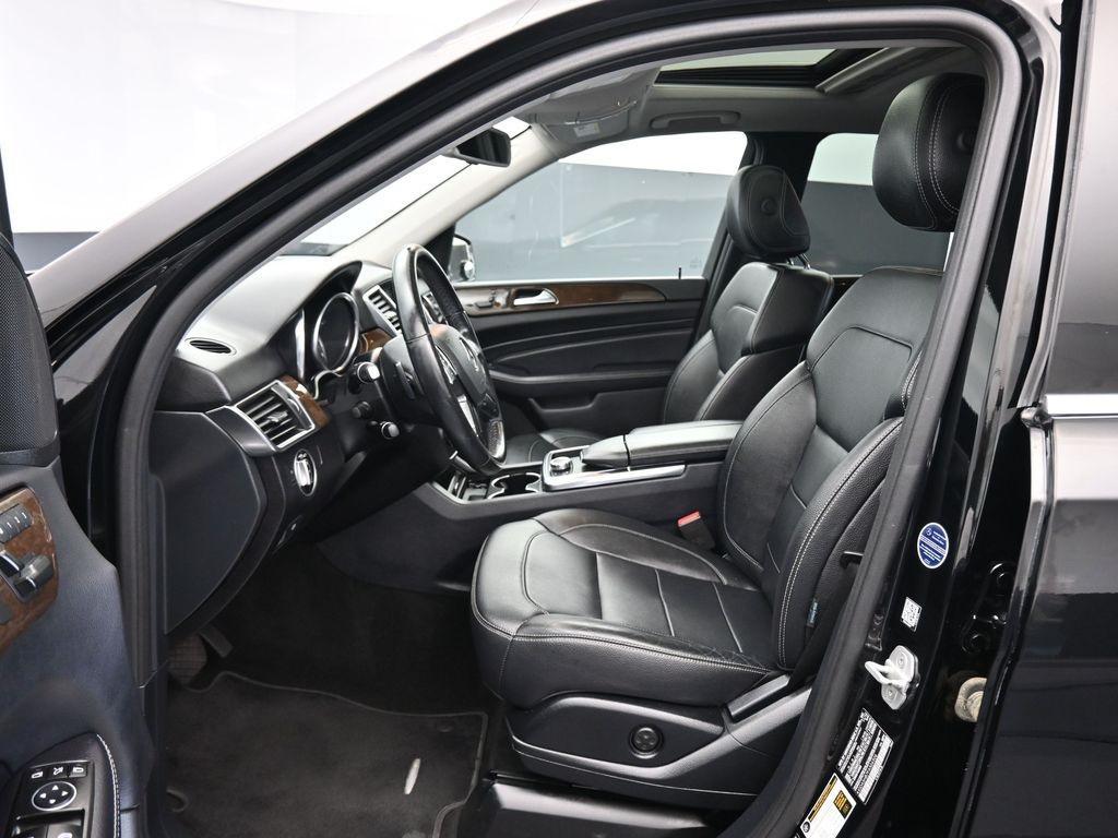 used 2015 Mercedes-Benz M-Class car, priced at $13,699