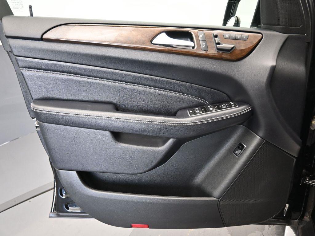 used 2015 Mercedes-Benz M-Class car, priced at $13,699