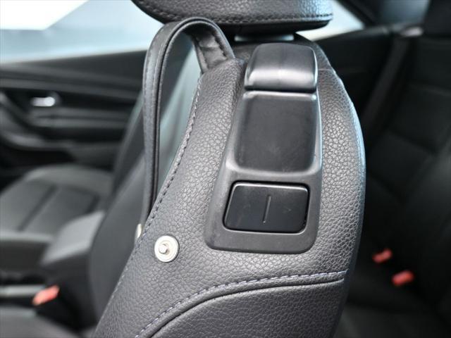 used 2009 Volkswagen Eos car, priced at $5,200