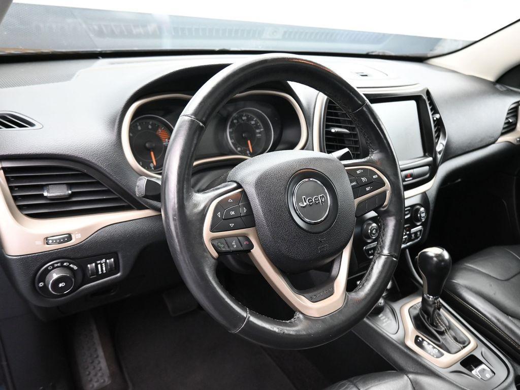 used 2016 Jeep Cherokee car, priced at $15,499