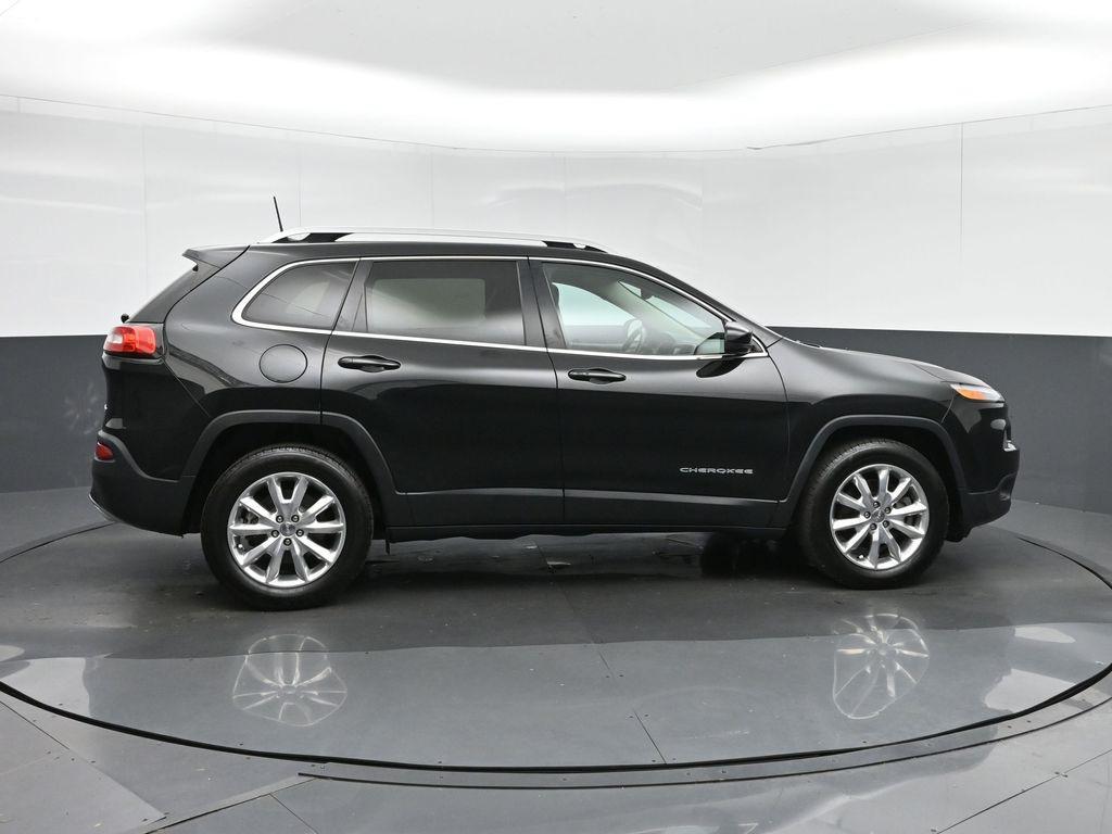 used 2016 Jeep Cherokee car, priced at $15,499
