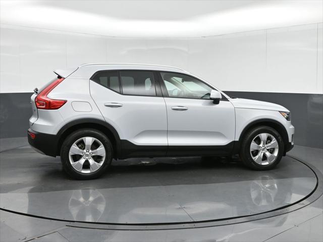 used 2021 Volvo XC40 car, priced at $27,998