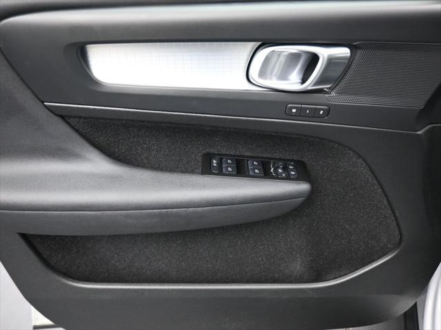 used 2021 Volvo XC40 car, priced at $27,998