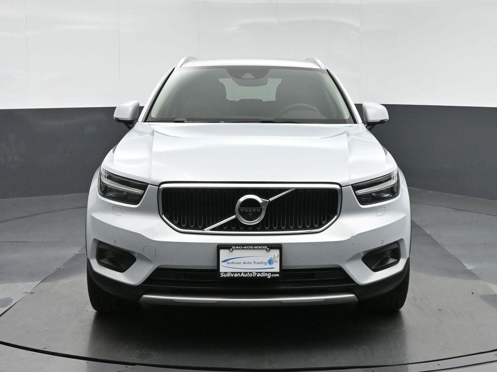 used 2021 Volvo XC40 car, priced at $24,998
