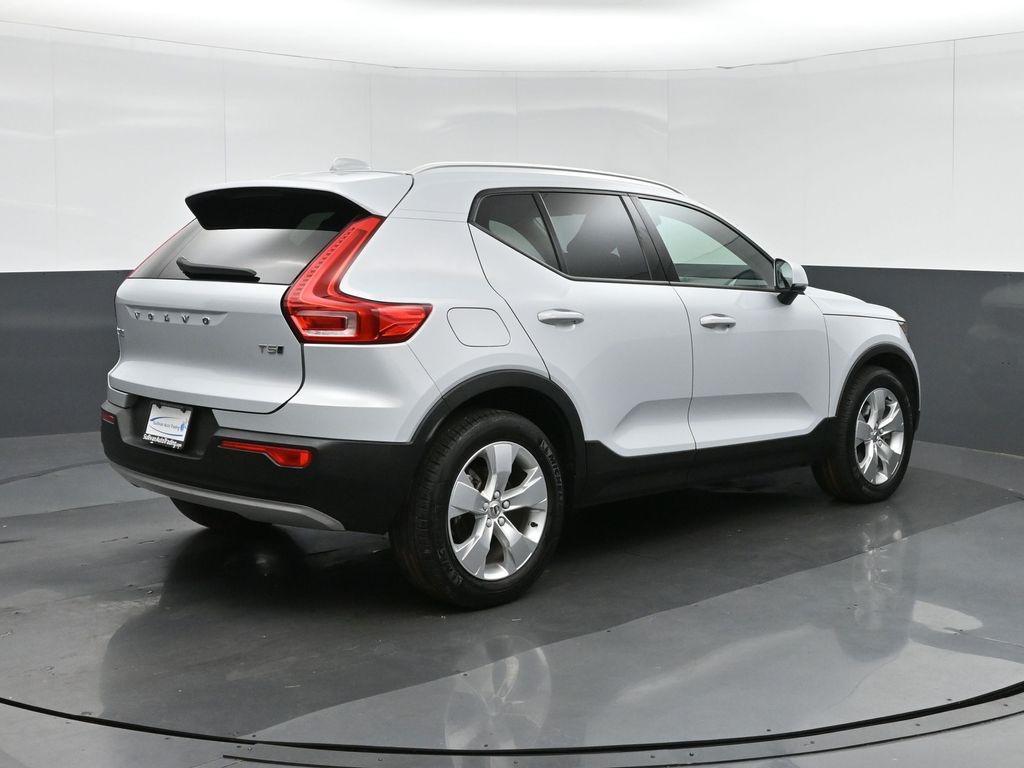 used 2021 Volvo XC40 car, priced at $24,998