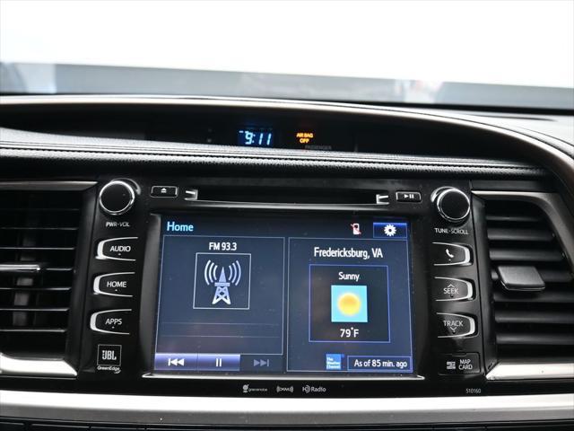 used 2016 Toyota Highlander car, priced at $25,906
