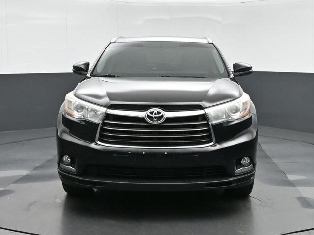 used 2016 Toyota Highlander car, priced at $25,906