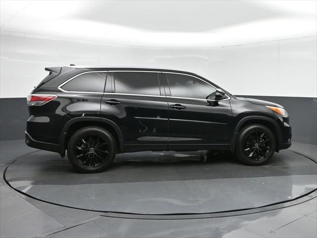 used 2016 Toyota Highlander car, priced at $25,906