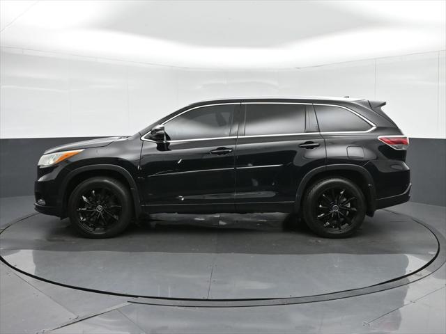 used 2016 Toyota Highlander car, priced at $25,906
