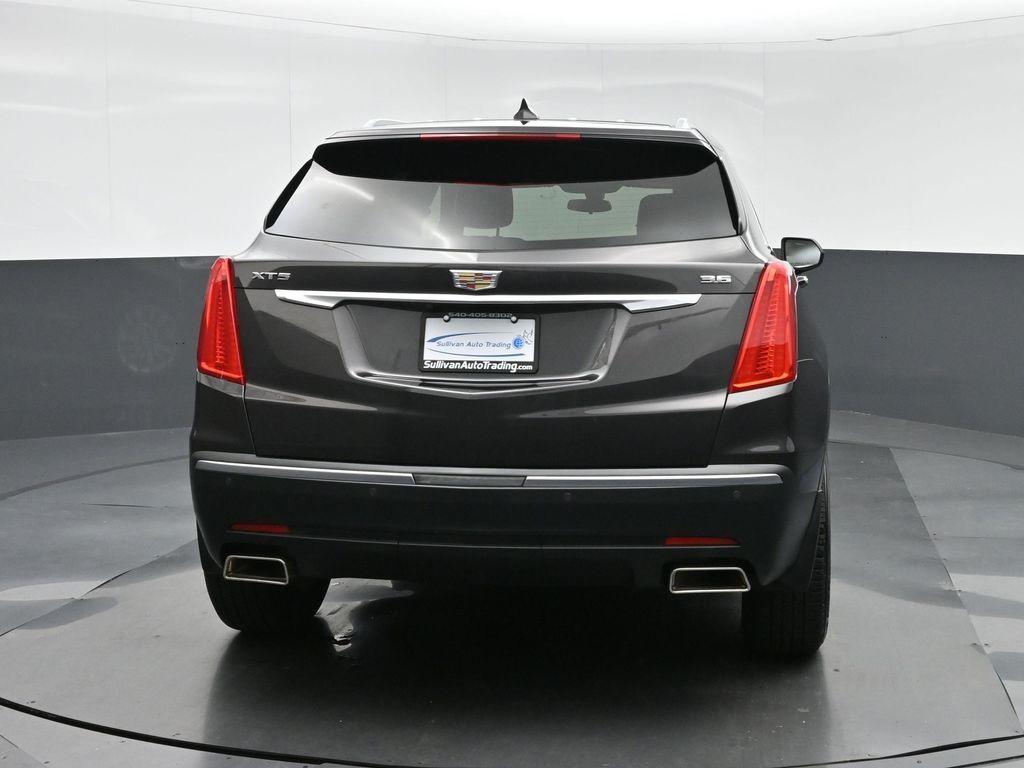 used 2018 Cadillac XT5 car, priced at $16,899