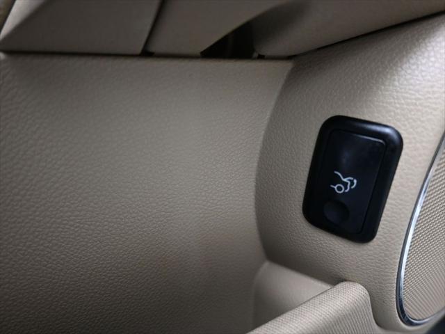 used 2009 Mercedes-Benz C-Class car, priced at $9,998
