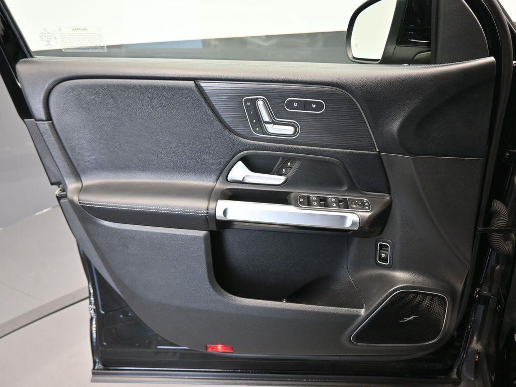 used 2021 Mercedes-Benz GLB 250 car, priced at $25,988