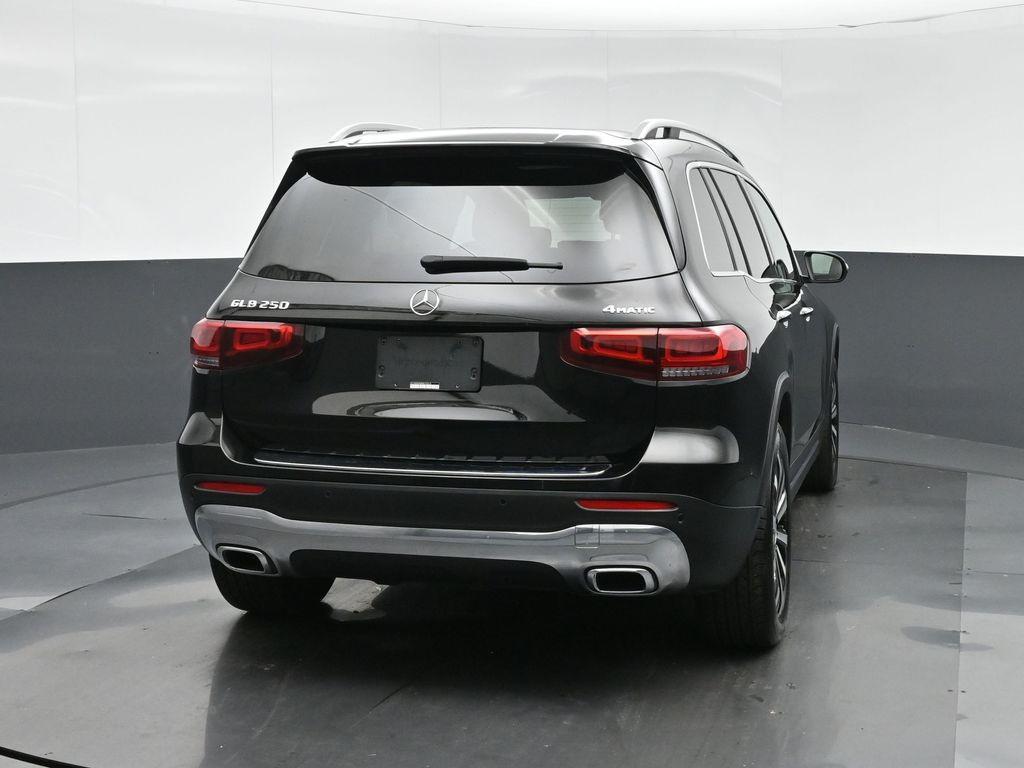 used 2021 Mercedes-Benz GLB 250 car, priced at $25,988