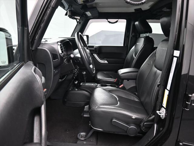 used 2015 Jeep Wrangler Unlimited car, priced at $27,599