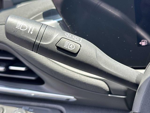 new 2025 Buick Envista car, priced at $26,685