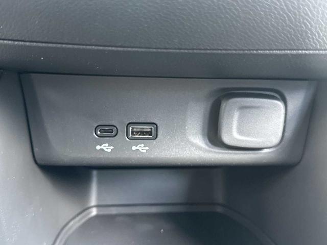 new 2025 Buick Envista car, priced at $26,685