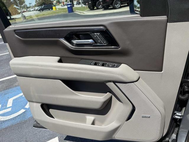 new 2025 GMC Yukon car, priced at $72,205