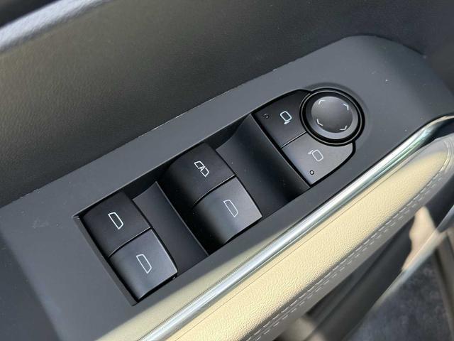 new 2025 GMC Acadia car, priced at $42,425