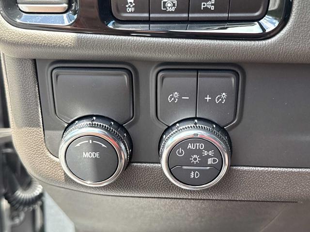 new 2025 GMC Yukon car, priced at $72,585