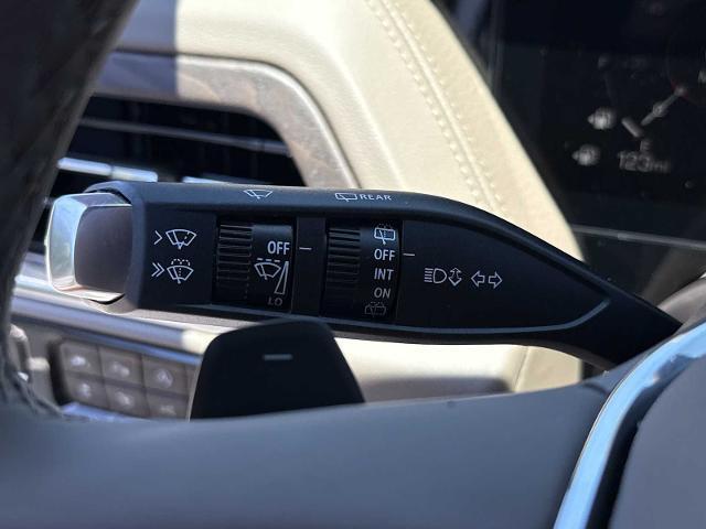 new 2025 GMC Yukon XL car, priced at $88,060