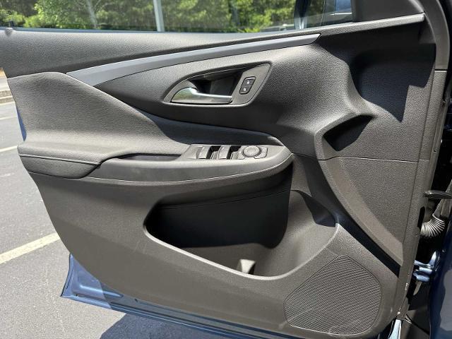 new 2025 Buick Envista car, priced at $26,685