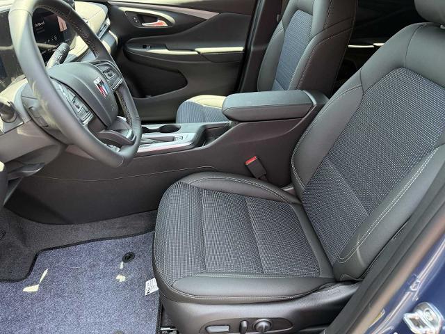 new 2025 Buick Envista car, priced at $26,685