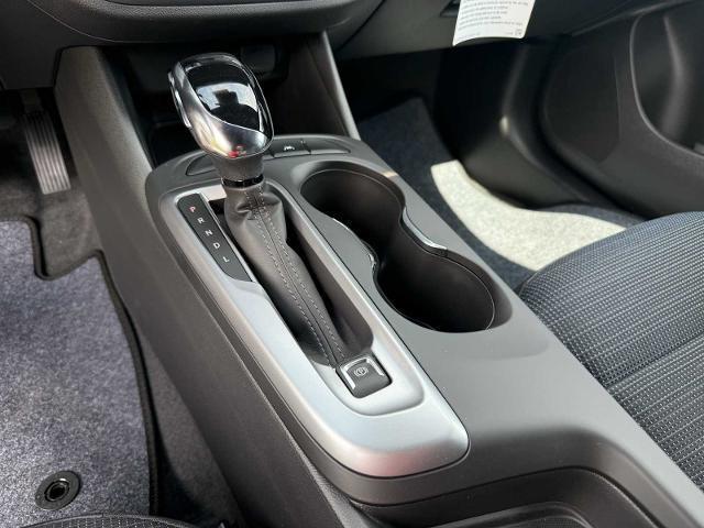 new 2025 Buick Envista car, priced at $26,685